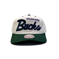 Mitchell & Ness Deadstock Milwaukee Bucks Team Script NBA Off White OSFM MNMB22355