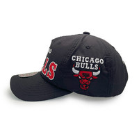 Mitchell & Ness Chicago Bulls Deadstock Origins Nylon Stacked Black OSFM