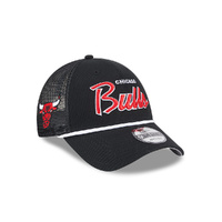 New Era Chicago Bulls 9Forty Trucker Script Black OSFM