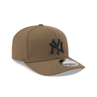 New Era New York Yankees 9Seventy Seasonal Moss Brown OSFM