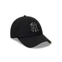 New Era New York Yankees 9Forty Dashmark Seasonal Black OSFM