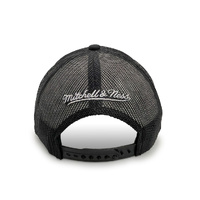 Mitchell & Ness Chicago Bulls Trucker Classic Script Black OSFM
