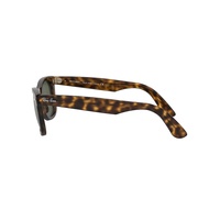 Ray-Ban RB4340 710-50 Wayfarer Ease Light Havana / Green Classic G-15 Lenses