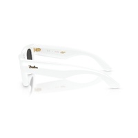 Ray-Ban RB4940 671/87-47 Wayfarer Puffer White / Ultra Black Lenses