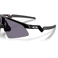 Oakley Youth Resistor Sweep OJ9015-0428 Polished Black / Prizm Grey Lenses