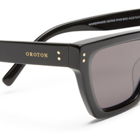 Oroton Landry ORO2556404 Black / Smoke Mono Lenses