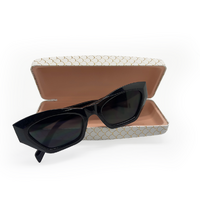 BrightEyes White Gold Scallop Case