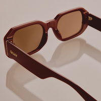 Quay Hyped Up NO-NS-2583 Dahlia / Brown Lenses