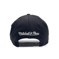 Mitchell & Ness Chicago Bulls Pro Pinch Evergreen White Logo Black OSFM