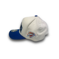 Mitchell & Ness Oklahoma City Thunder Flexfit 110 Team Arch White OSFM