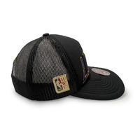 Mitchell & Ness Los Angeles Lakers Trucker Classic Script Black OSFM