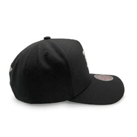 Mitchell & Ness Los Angeles Lakers Pro Pinch Gothic Letter Black OSFM