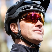 Smith Momentum 807 X6 99 Black / Red Mirror Chromapop Lenses