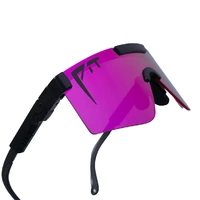 Pit Viper The Exec Original Regular 2.0 Black / Pink Mirror Polarised Lenses