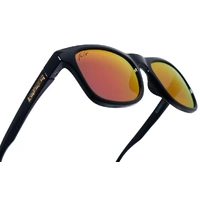 Pit Viper The Exec Highball Black / Red Mirror Polarised Lenses