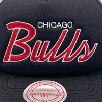 Mitchell & Ness Chicago Bulls Trucker Classic Script Black OSFM