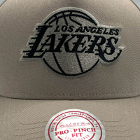 Mitchell & Ness Los Angeles Lakers Pro Pinch Desert Sands Pumicestone OSFM