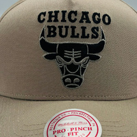 Mitchell & Ness Chicago Bulls Pro Pinch Desert Sands Pumicestone OSFM