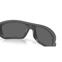 Oakley Masseter OO9486-0260 Steel / Prizm Black Lenses
