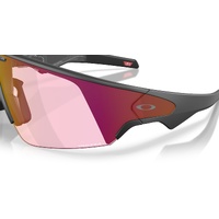 Oakley Wearable x Meta Vanguard OW8001-0952 Black / Prizm Ember Photochromic Lenses