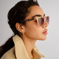 Fiorelli Luna FIO2547310 Linen w Cookie Tortoise / Warm Smoke Gradient Lenses