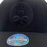 Mitchell & Ness Boston Celtics Flexfit 110 Core Black/Black OSFM