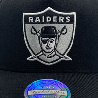 Mitchell & Ness Las Vegas Raiders Pro Pinch Evergreen Black OSFM