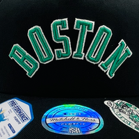 Mitchell & Ness Boston Celtics Flexfit 110 Double Up Black OSFM