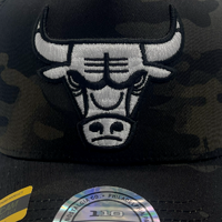 Mitchell & Ness Chicago Bulls Flexfit 110 Autumn Colour Camo OSFM
