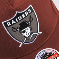Mitchell & Ness Classic Red Oakland Raiders Off Court NFL Port OSFM MNOR21304