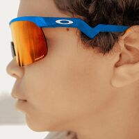 Oakley Youth Resistor OJ9010-0623 Retina Burn / Prizm Jade Lenses