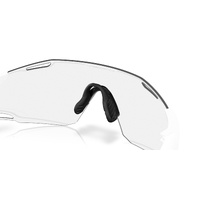 Oakley Cybr Dyno OO9513-0139 Matte White / Clear to Black Iridium Photochromic Lenses