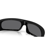 Oakley Highland OO9522-0162 Black / Prizm Black Lenses
