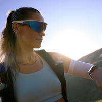 Oakley Wearable x Meta Vanguard OW8001-0652 Matte White / Prizm Sapphire Lenses