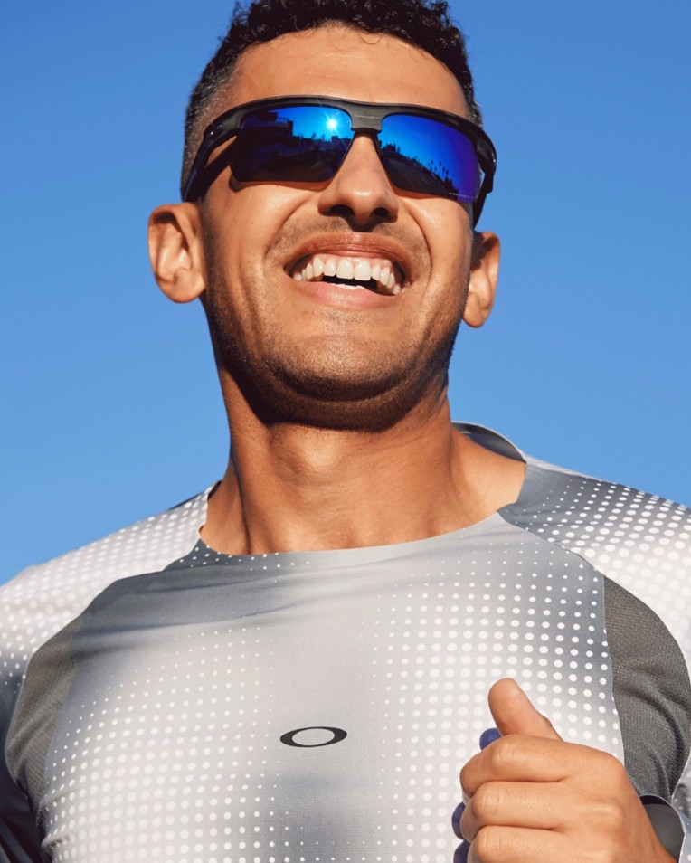 Performance sport sunglasses