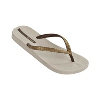 Ipanema - 181927 Metalic V Available in various colours and sizes