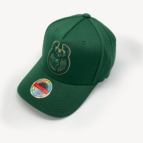 Mitchell & Ness Classic Red Milwaukee Bucks Team Outline NBA Green OSFM MNMB22352