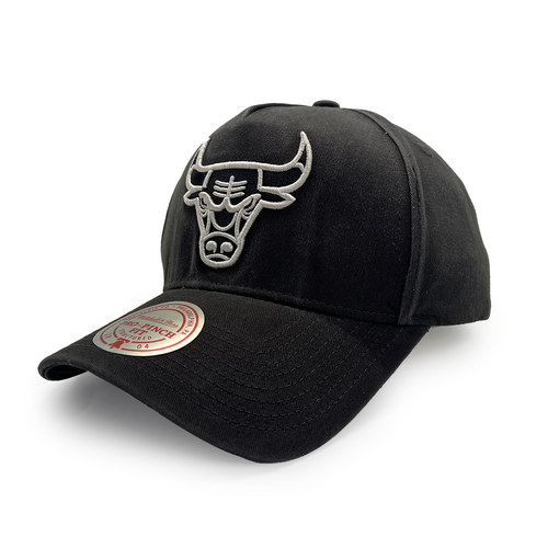 Mitchell & Ness Chicago Bulls Pro Pinch Team Initial Washed Black OSFM