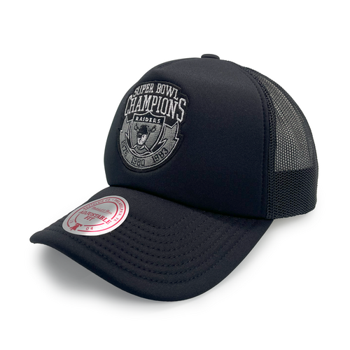 Mitchell & Ness Las Vegas Raiders Trucker Super Bowl Black OSFM