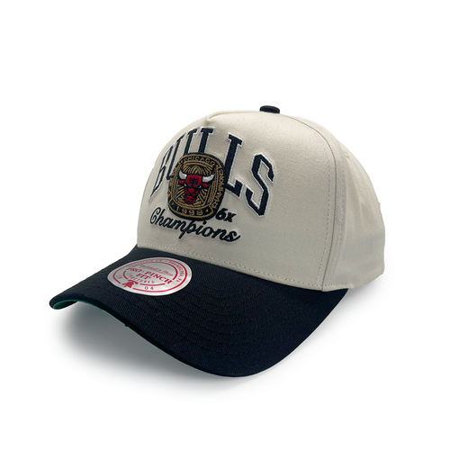 Mitchell & Ness Chicago Bulls Pro Pinch Champions White Cream/Black OSFM