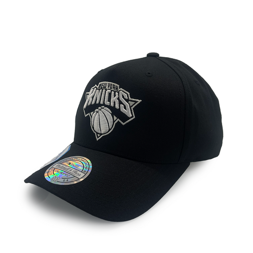 Mitchell & Ness New York Knicks Flexfit 110 Evergreen Core White Logo Black OSFM