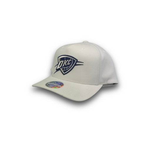 Mitchell & Ness Oklahoma City Thunder Flexfit 110 Seasonal White OSFM